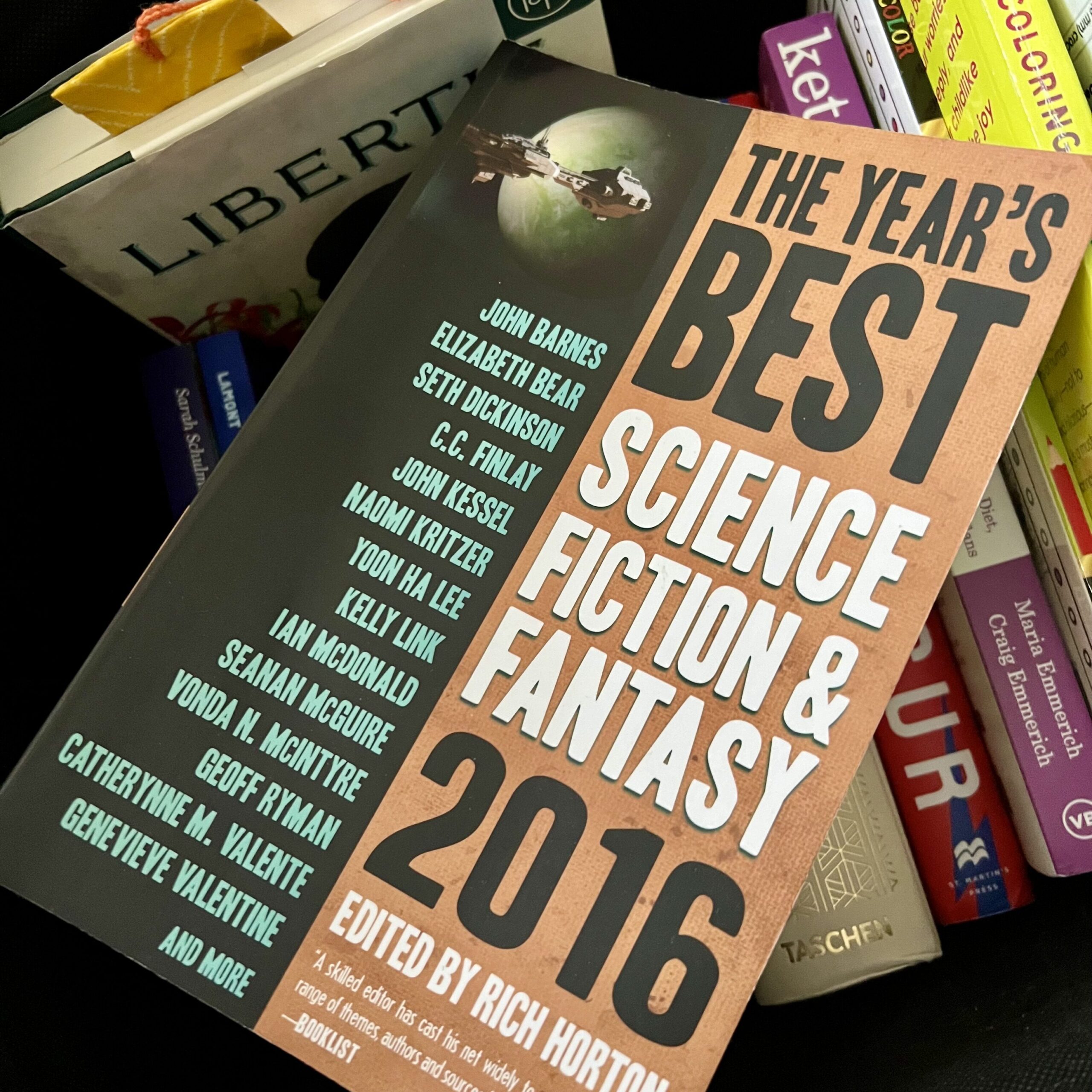 Cover of the anthology "The Year's Best Science Fiction & Fantasy 2016".